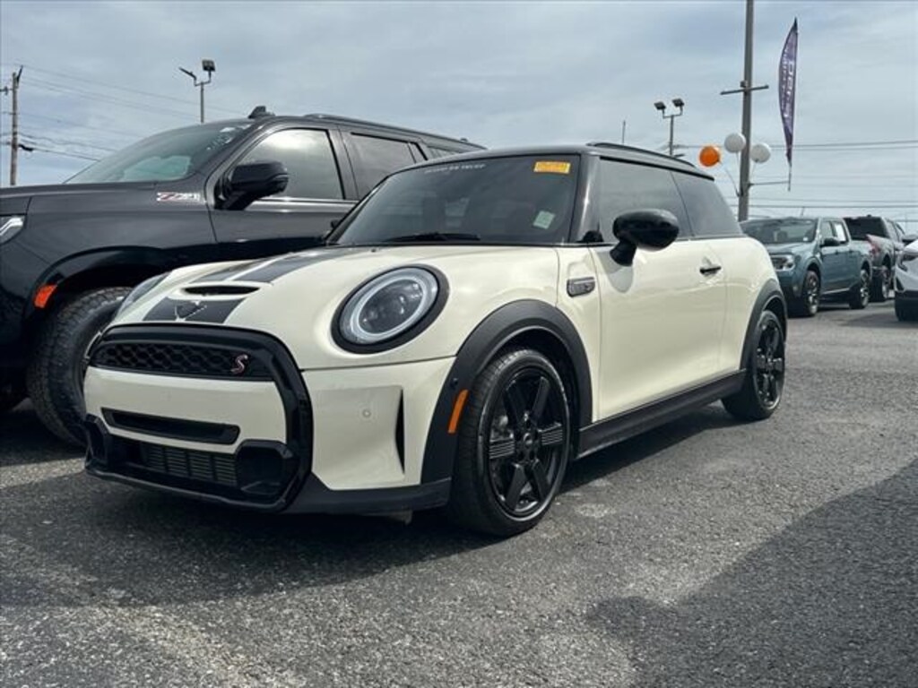 Used 2023 MINI Hardtop 2 Door Cooper S Hatchback