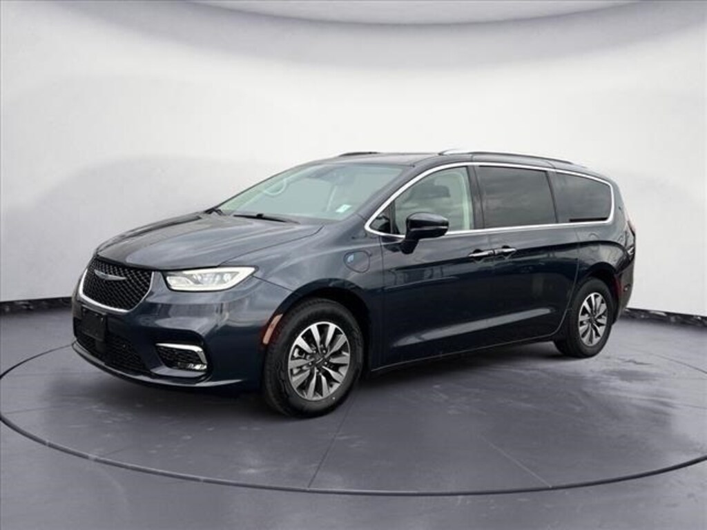 Used 2021 Chrysler Pacifica Hybrid Touring L Van Passenger Van