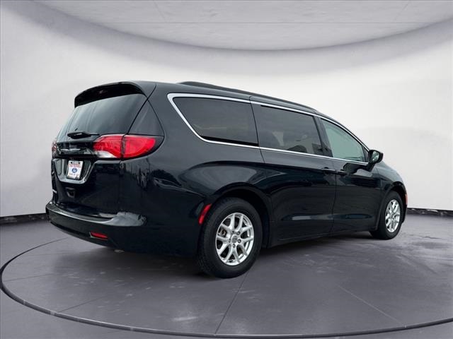 Used 2021 Chrysler Voyager LXI Van Passenger Van