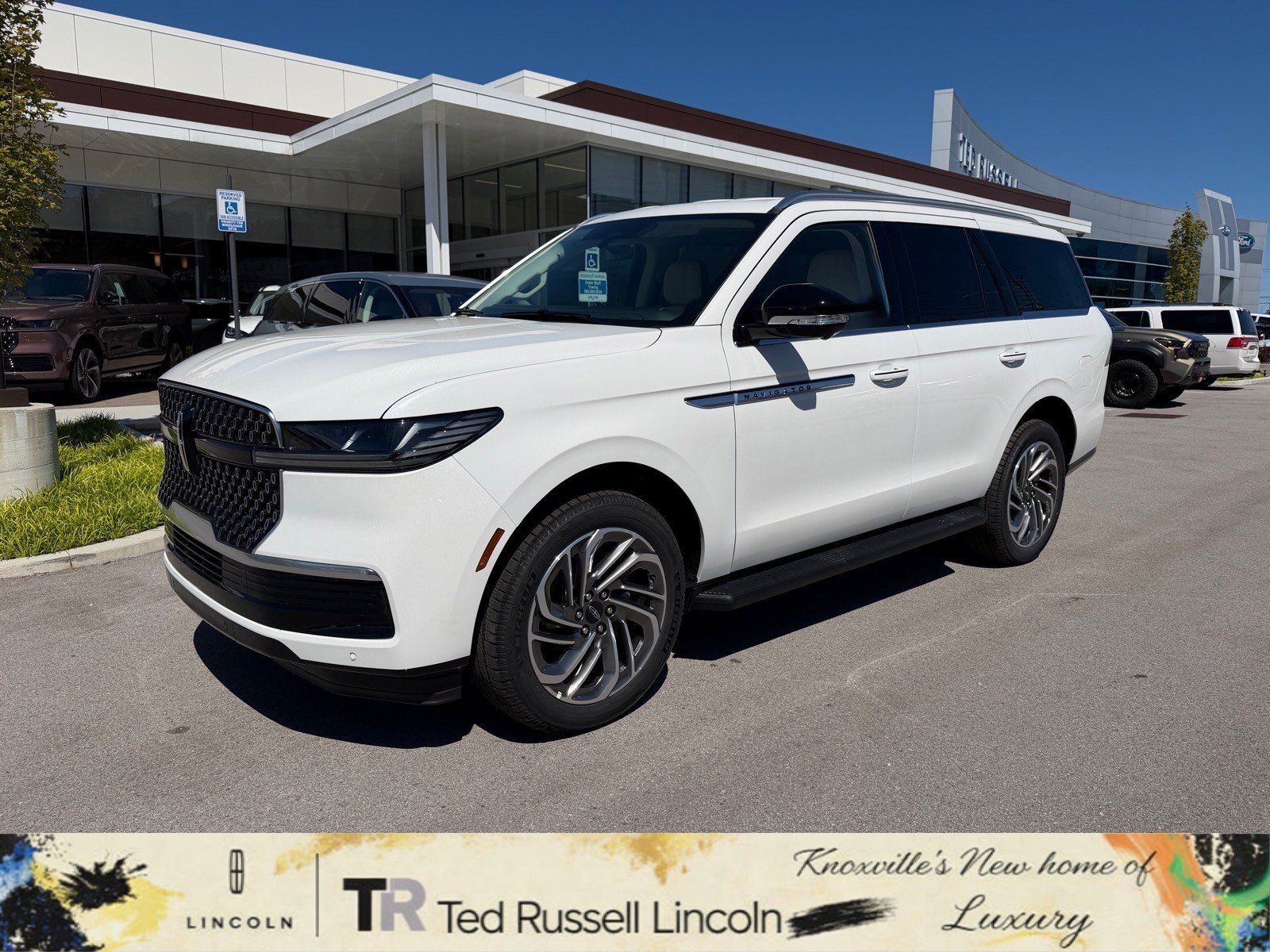 2027 Lincoln Navigator
