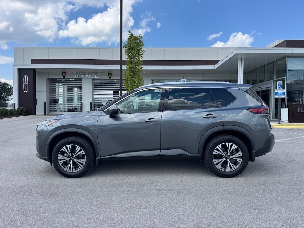 Used 2021 Nissan Rogue SV SUV