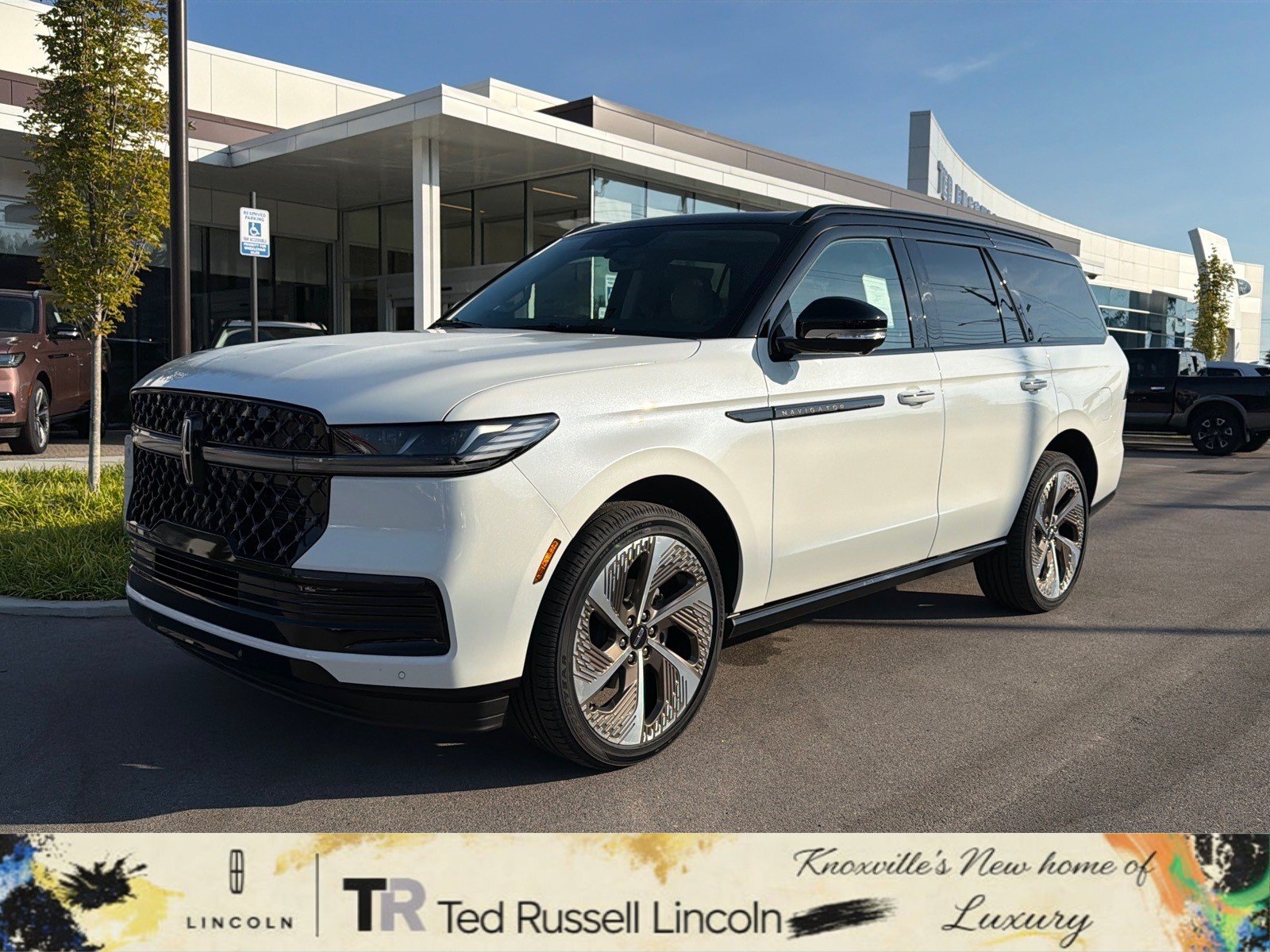 2027 Lincoln Navigator