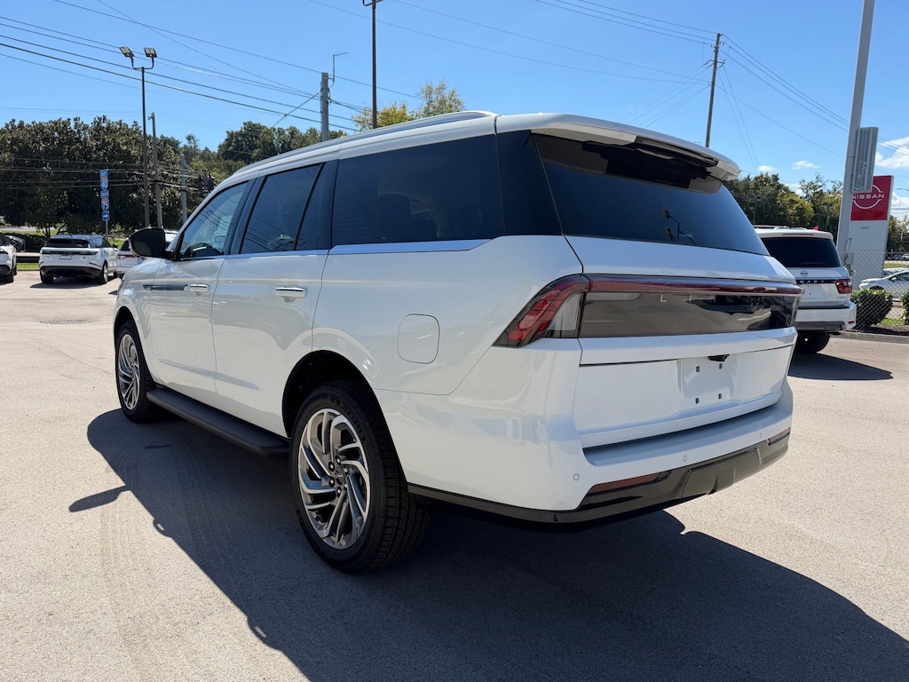 New 2027 Lincoln Navigator Premiere SUV