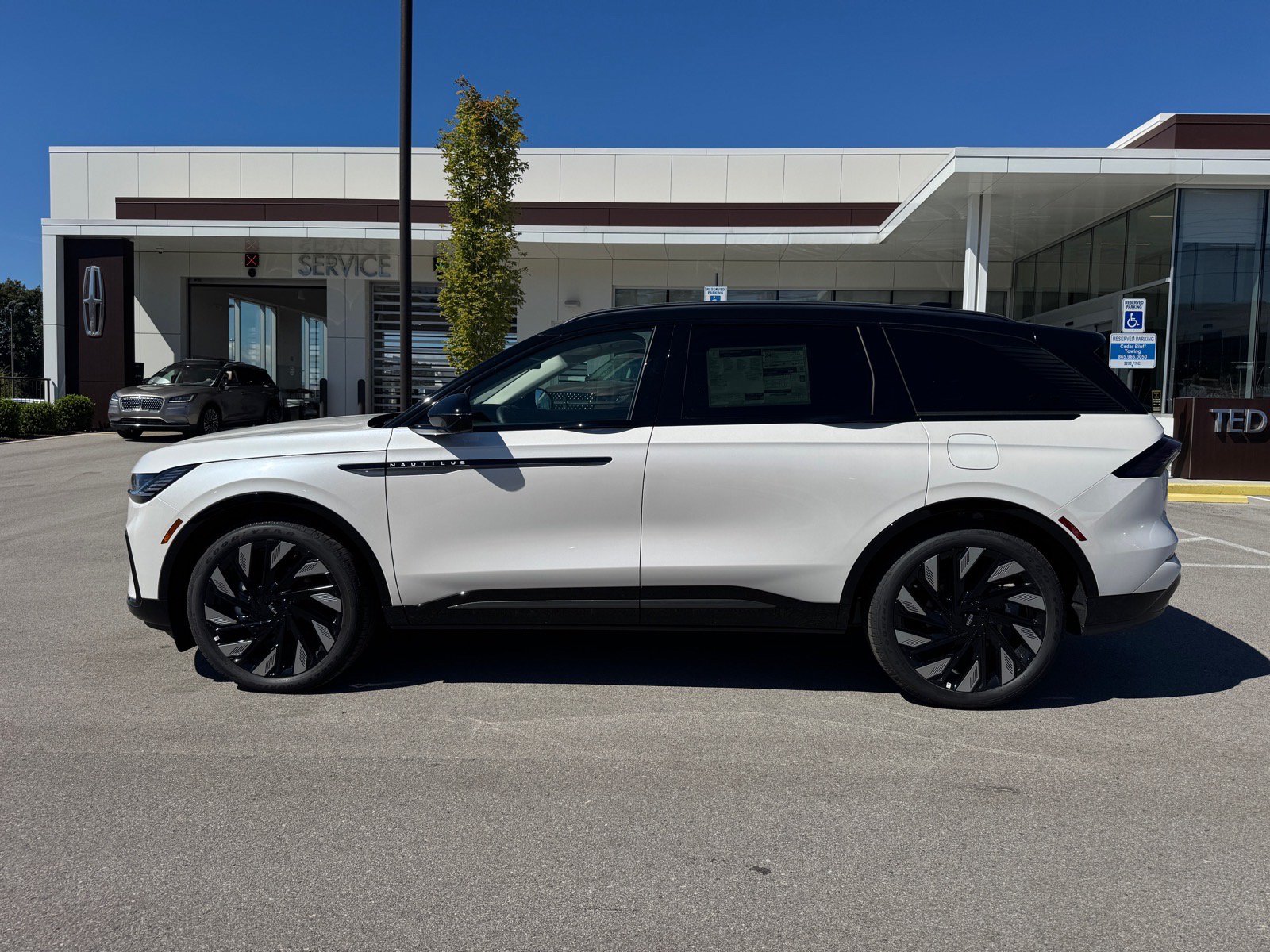 New 2026 Lincoln Nautilus Reserve SUV