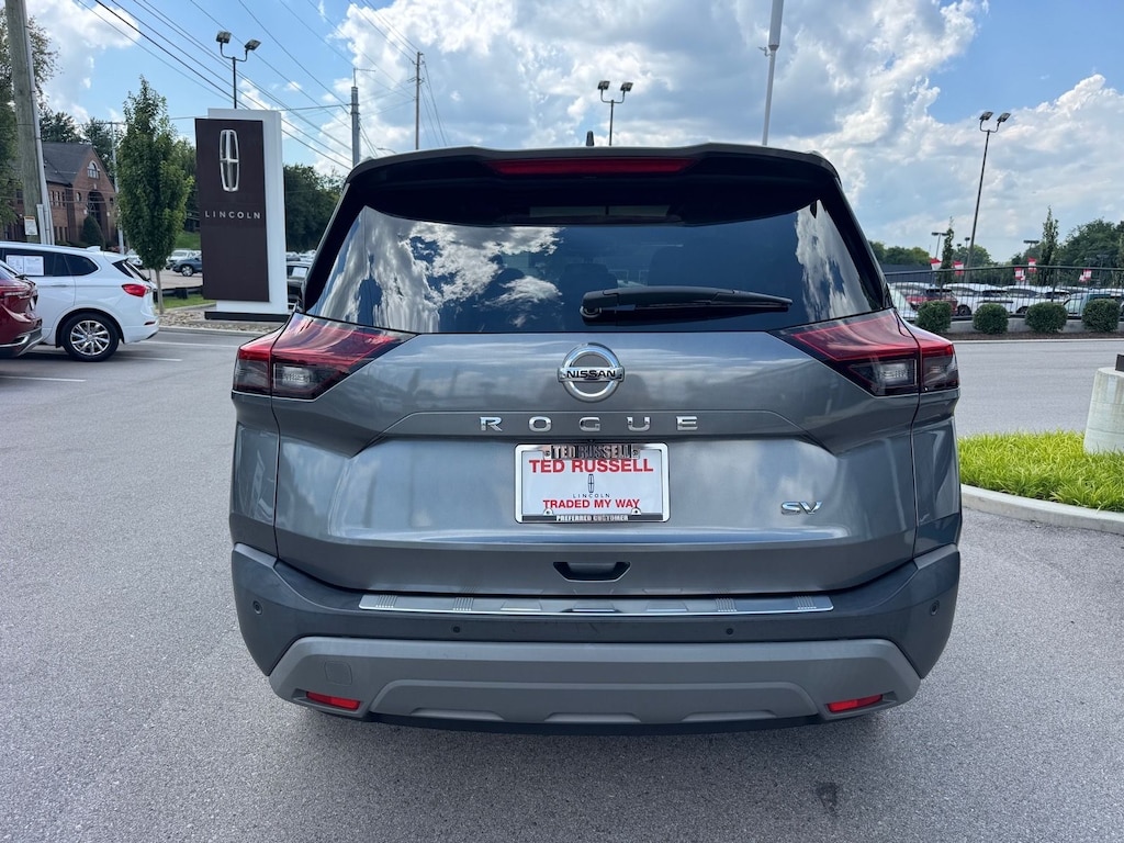 Used 2021 Nissan Rogue SV SUV