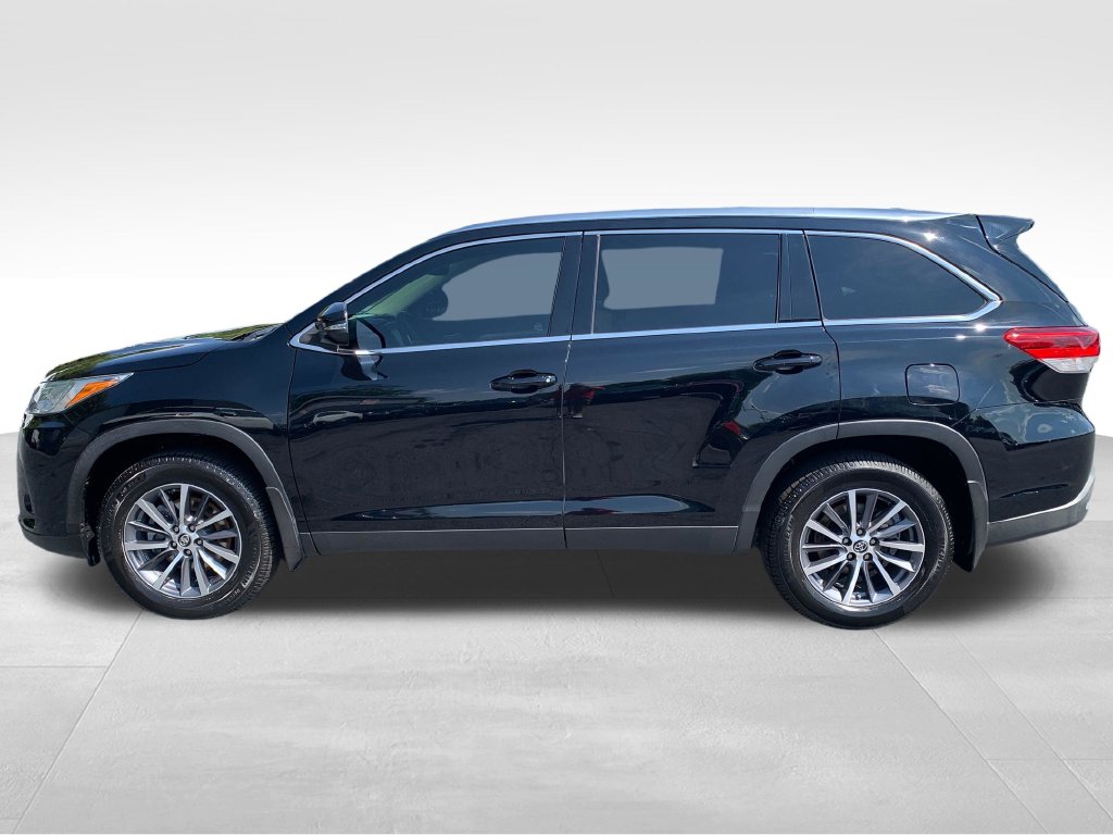 Used 2019 Toyota Highlander XLE SUV