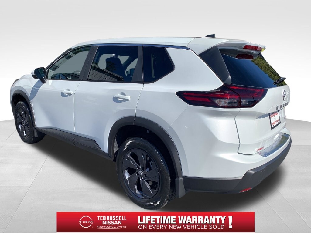 New 2026 Nissan Rogue SV SUV