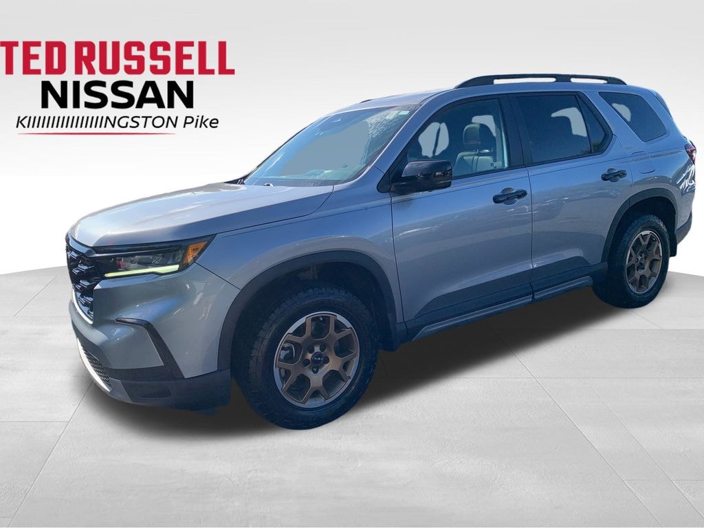 Used 2024 Honda Pilot TrailSport SUV