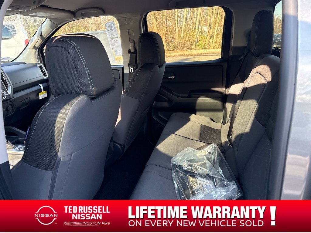 2026 Nissan Frontier SV - Photo 24