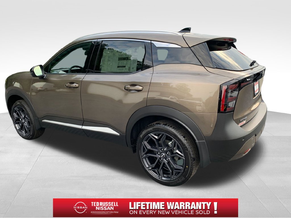New 2026 Nissan Kicks SR SUV