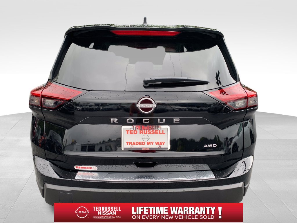 New 2026 Nissan Rogue SV SUV