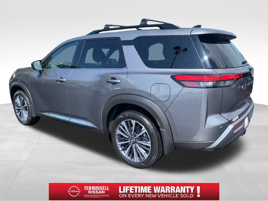 New 2026 Nissan Pathfinder Platinum SUV