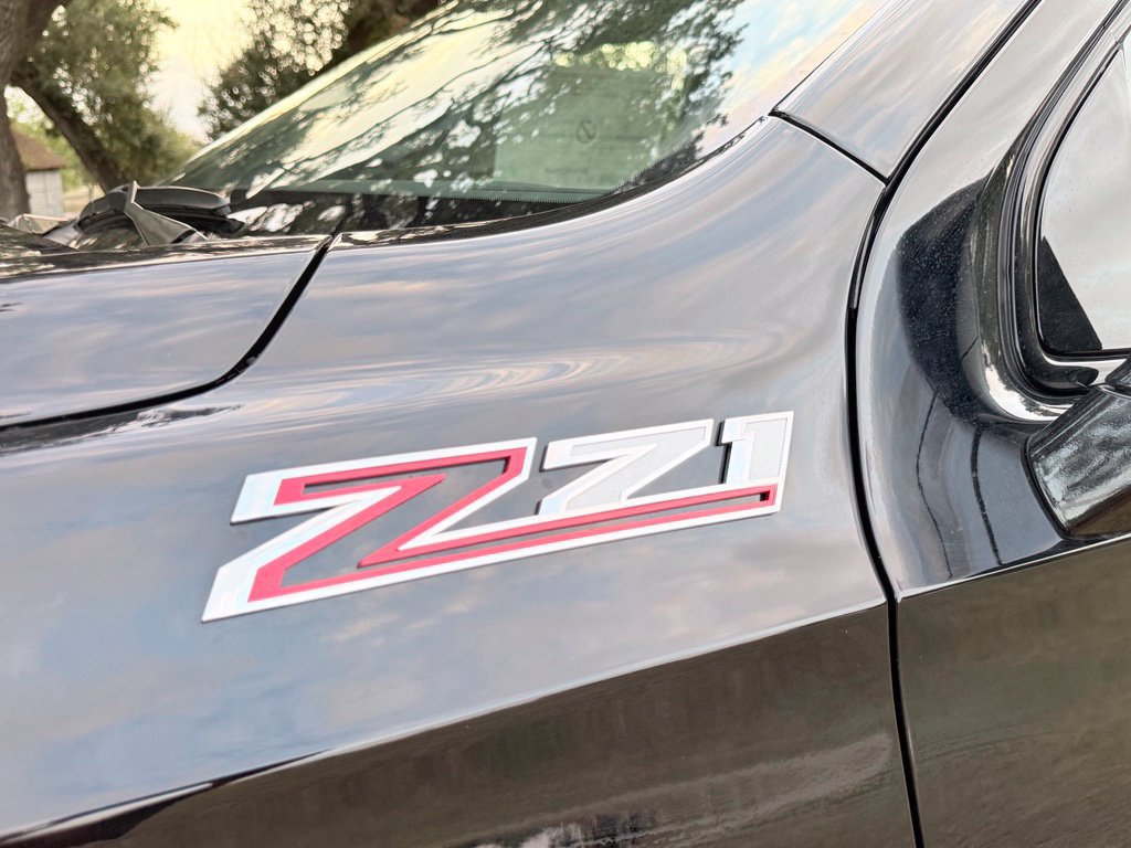 2027 Chevrolet Tahoe Z71 - Photo 8
