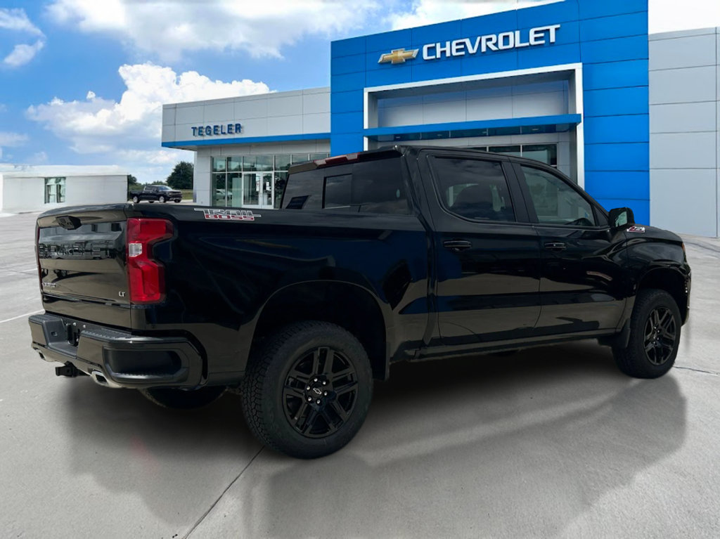 2026 Chevrolet Silverado 1500 LT Trail Boss - Photo 5