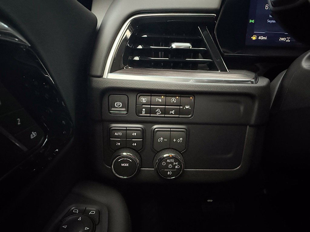 2027 Chevrolet Tahoe Z71 - Photo 13