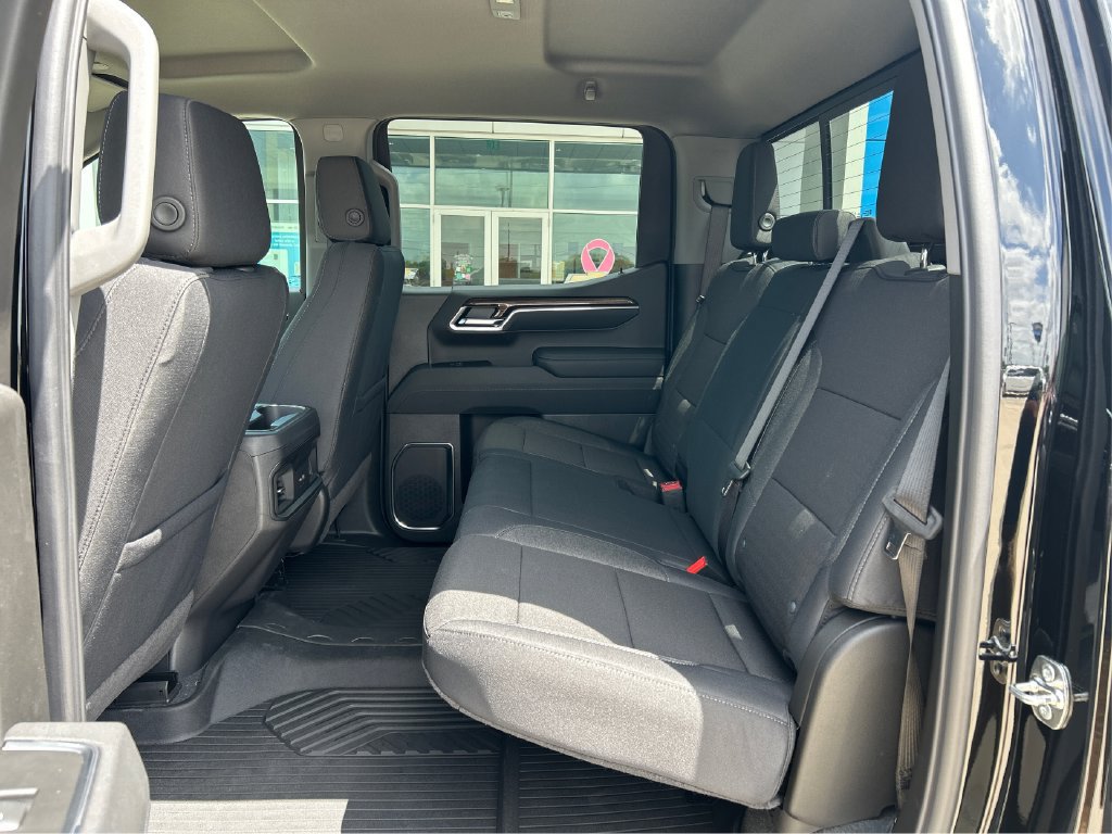 2026 Chevrolet Silverado 1500 LT Trail Boss - Photo 10