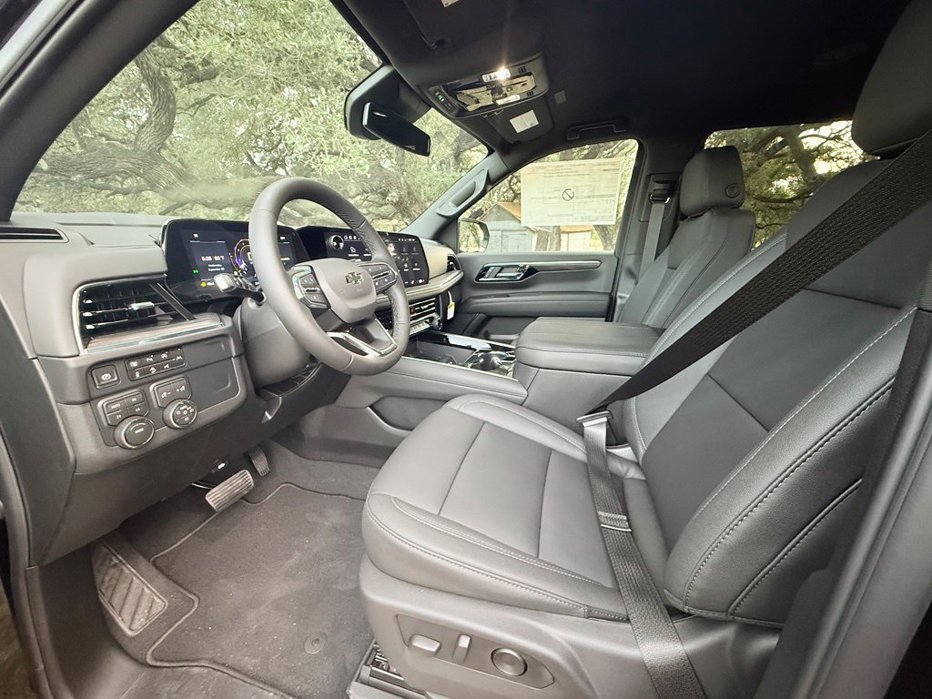 2027 Chevrolet Tahoe Z71 - Photo 10