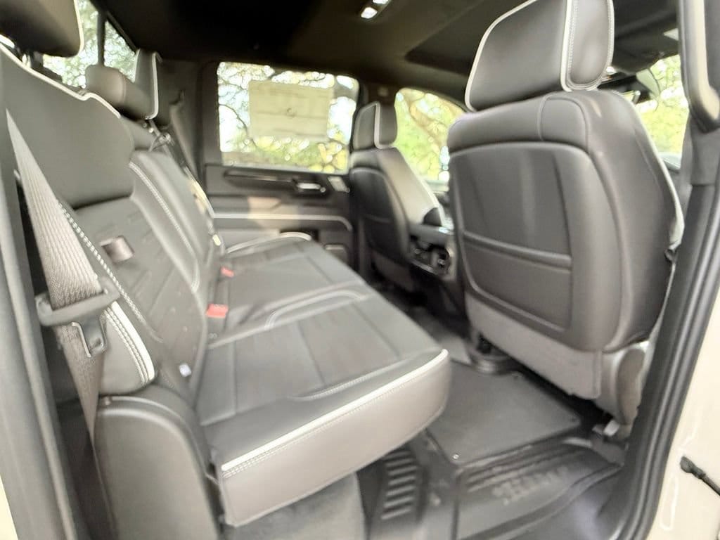 2026 GMC Sierra 2500HD Pro - Photo 17