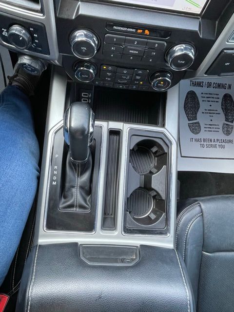 2019 Ford F-150 Lariat - Photo 20