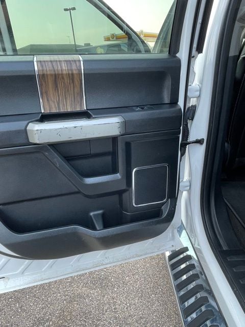 2019 Ford F-150 Lariat - Photo 24