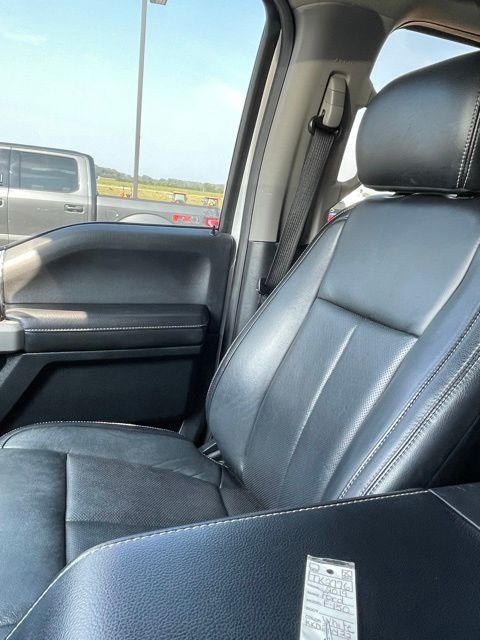 2019 Ford F-150 Lariat - Photo 22