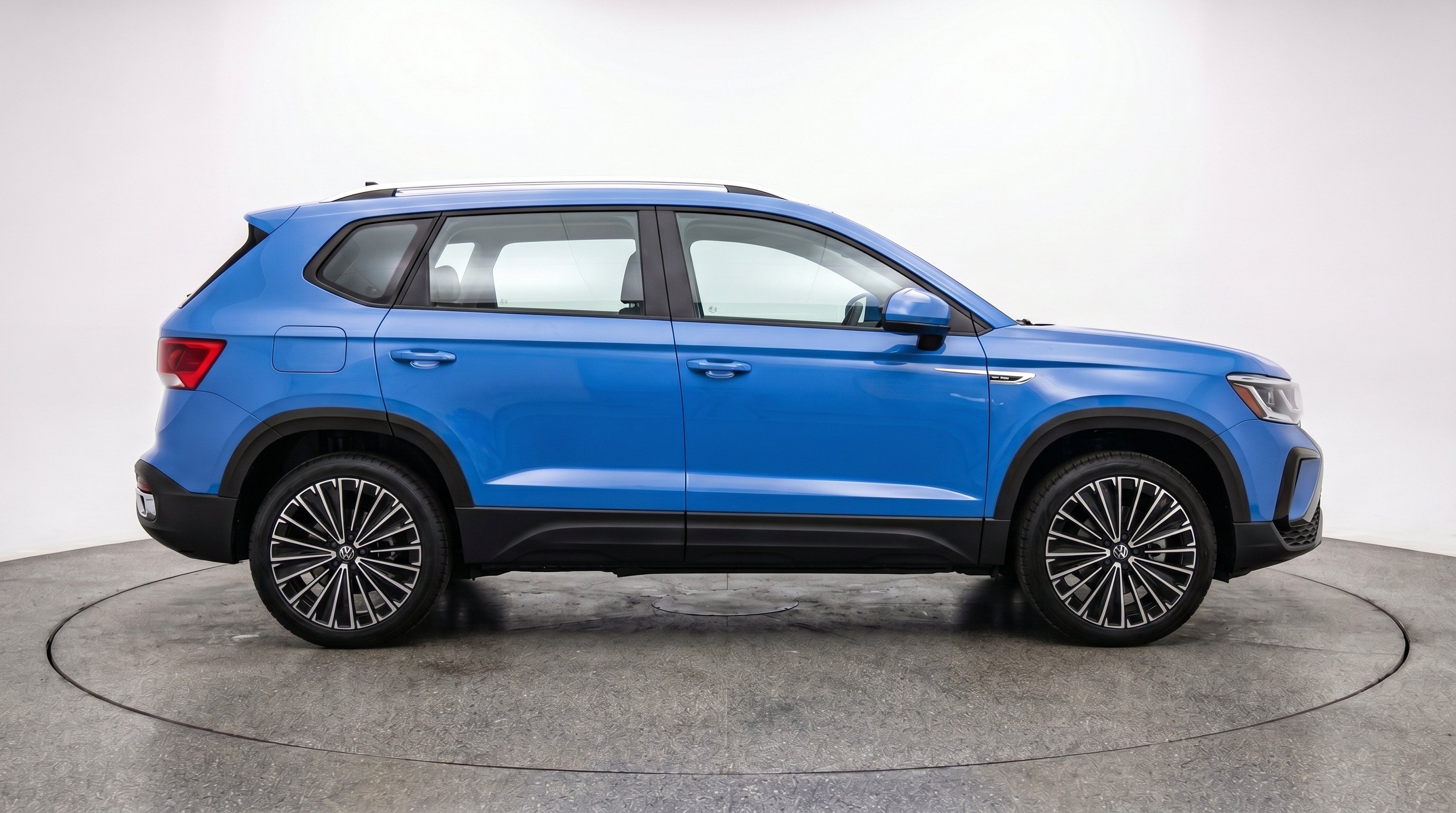 Thumbnail: 2026 Volkswagen Taos - 10