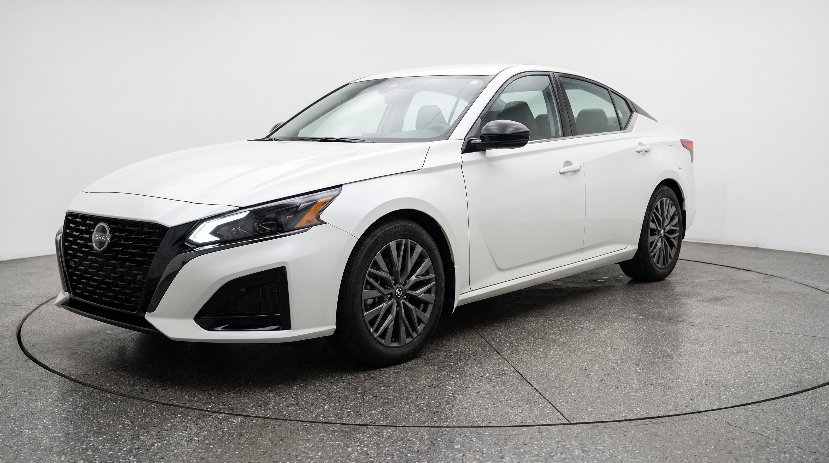 Thumbnail: 2025 Nissan Altima - 3
