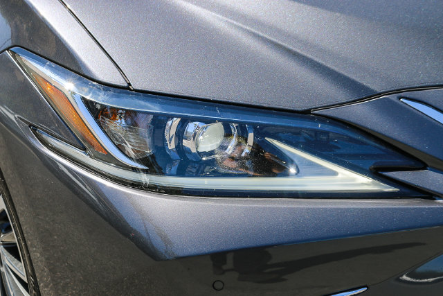 2023 Lexus ES 350 - Photo 6