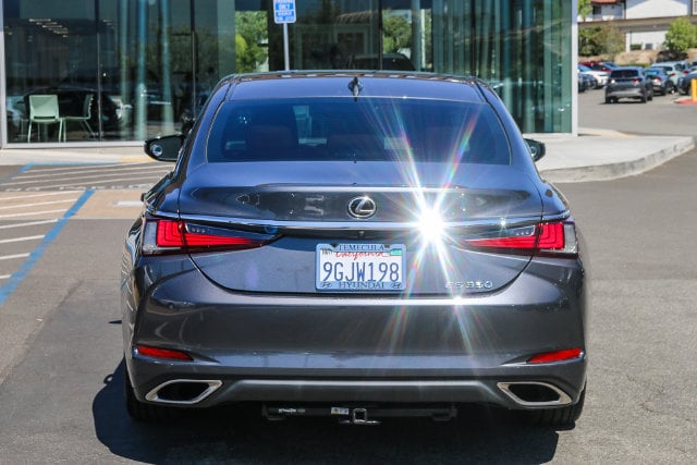 2023 Lexus ES 350 - Photo 9