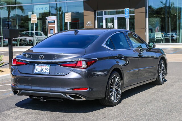 2023 Lexus ES 350 - Photo 10