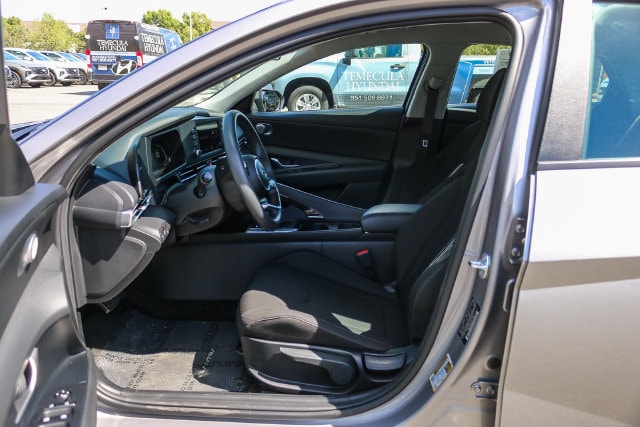 2026 Hyundai Elantra Blue - Photo 24