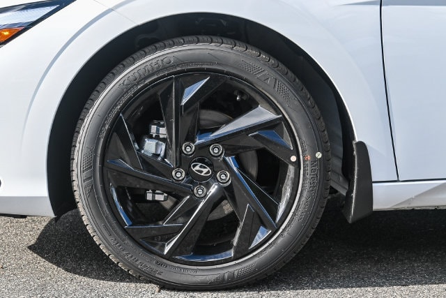 2026 Hyundai Elantra SEL Sport - Photo 11