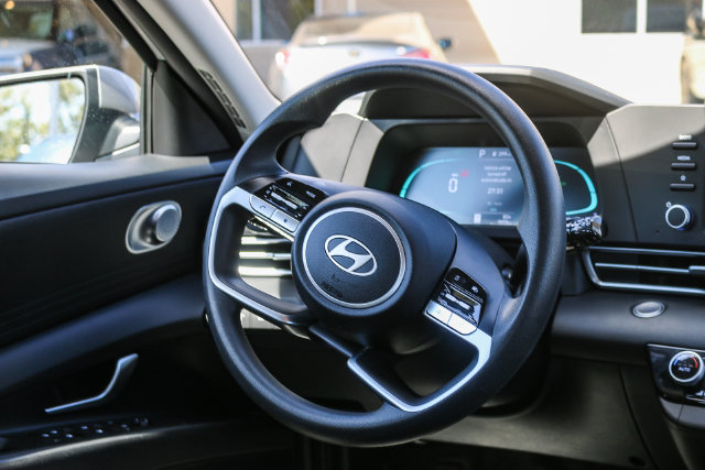 2026 Hyundai Elantra Blue - Photo 19