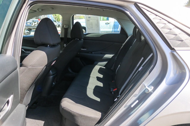2026 Hyundai Elantra Blue - Photo 23
