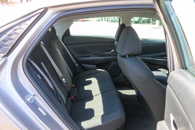 2026 Hyundai Elantra Blue - Photo 21