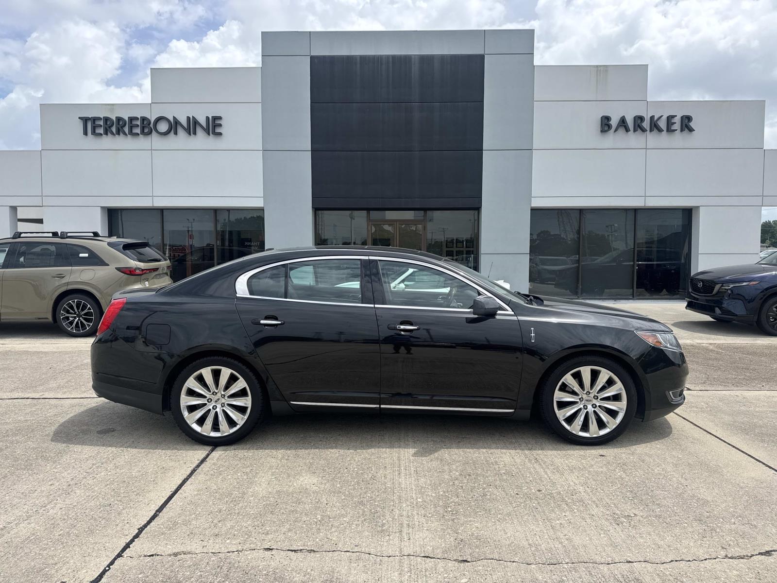 2014 Lincoln MKS Base