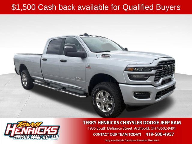 2027 Ram 3500 BIG HORN CREW CAB 4X4 8' BOX Pickup