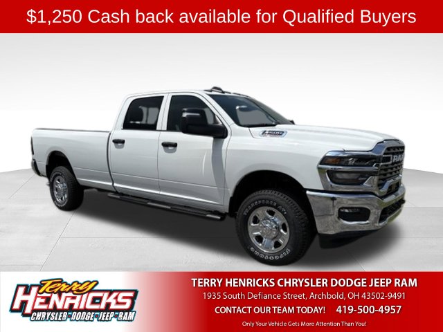 2026 Ram 2500 TRADESMAN CREW CAB 4X4 8' BOX Pickup
