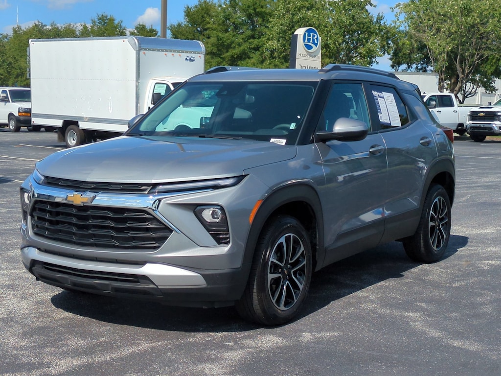 Used 2025 Chevrolet Trailblazer LT SUV
