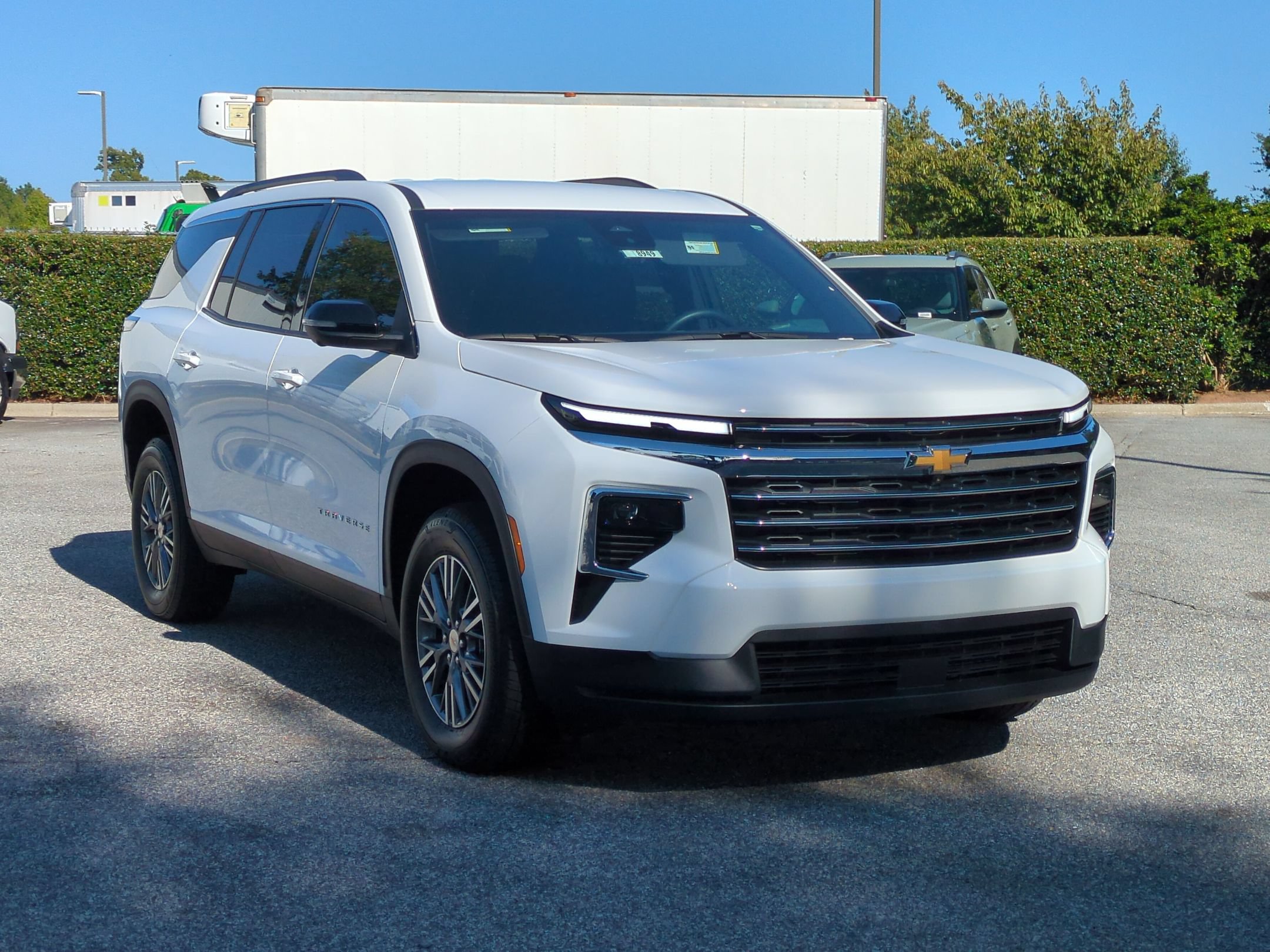 2026 Chevrolet Traverse FWD LT SUV