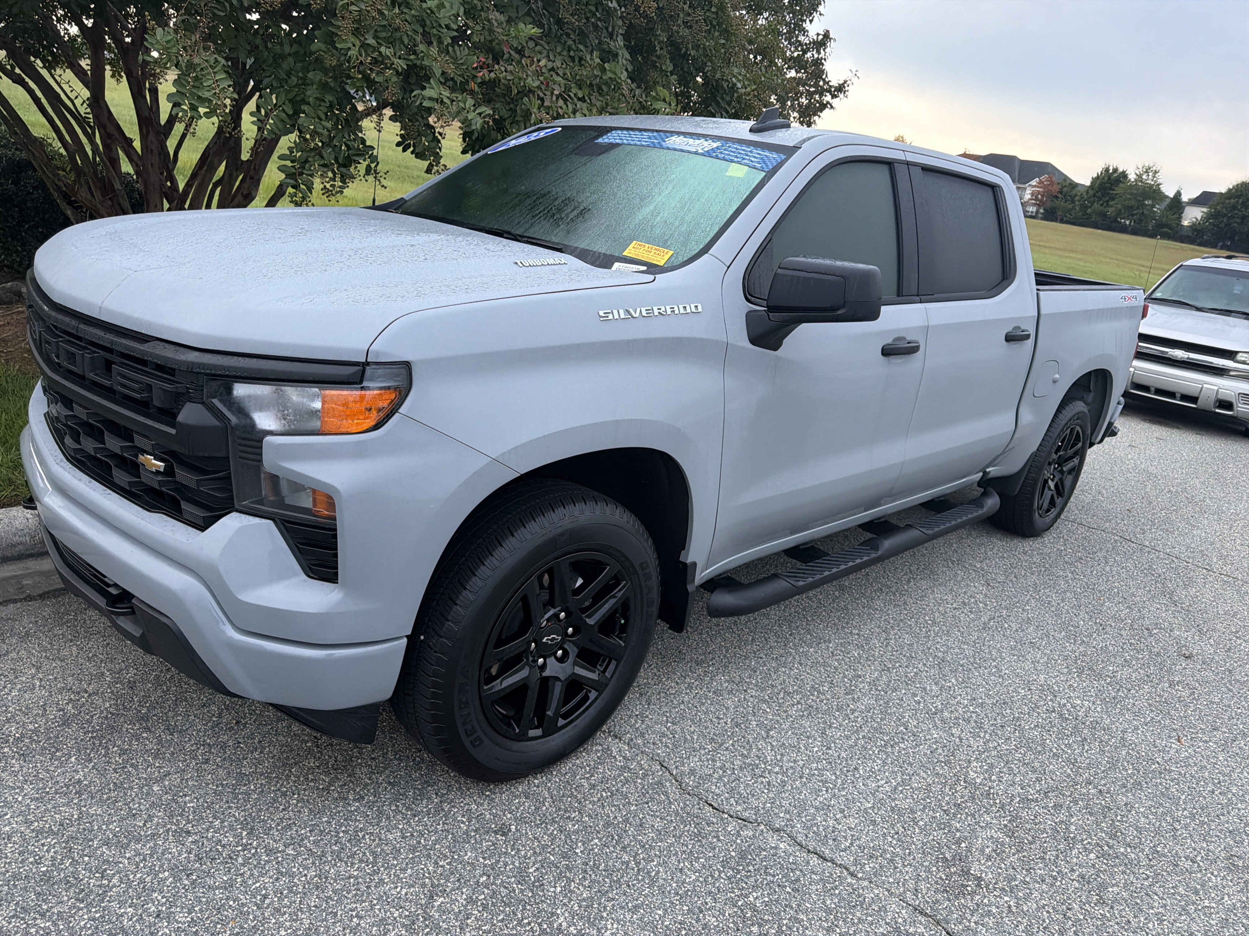Used 2025 Chevrolet Silverado 1500 Custom Pickup