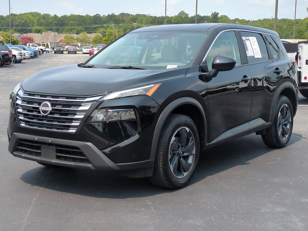 Used 2025 Nissan Rogue SV SUV