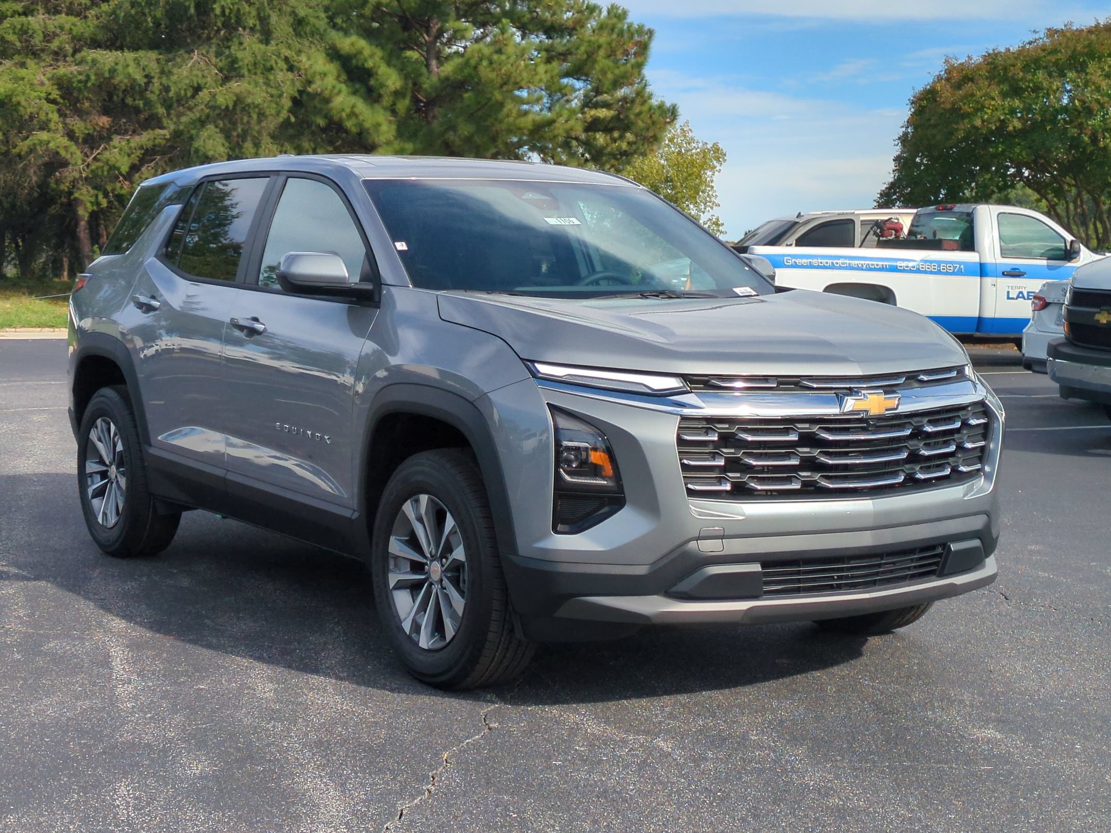 2027 Chevrolet Equinox FWD LT SUV