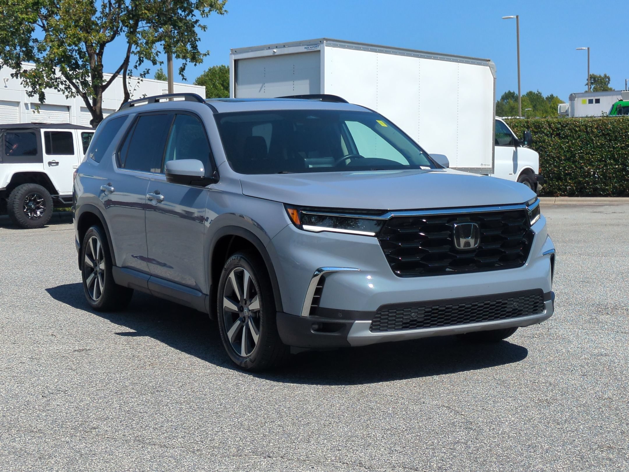2025 Honda Pilot Touring SUV
