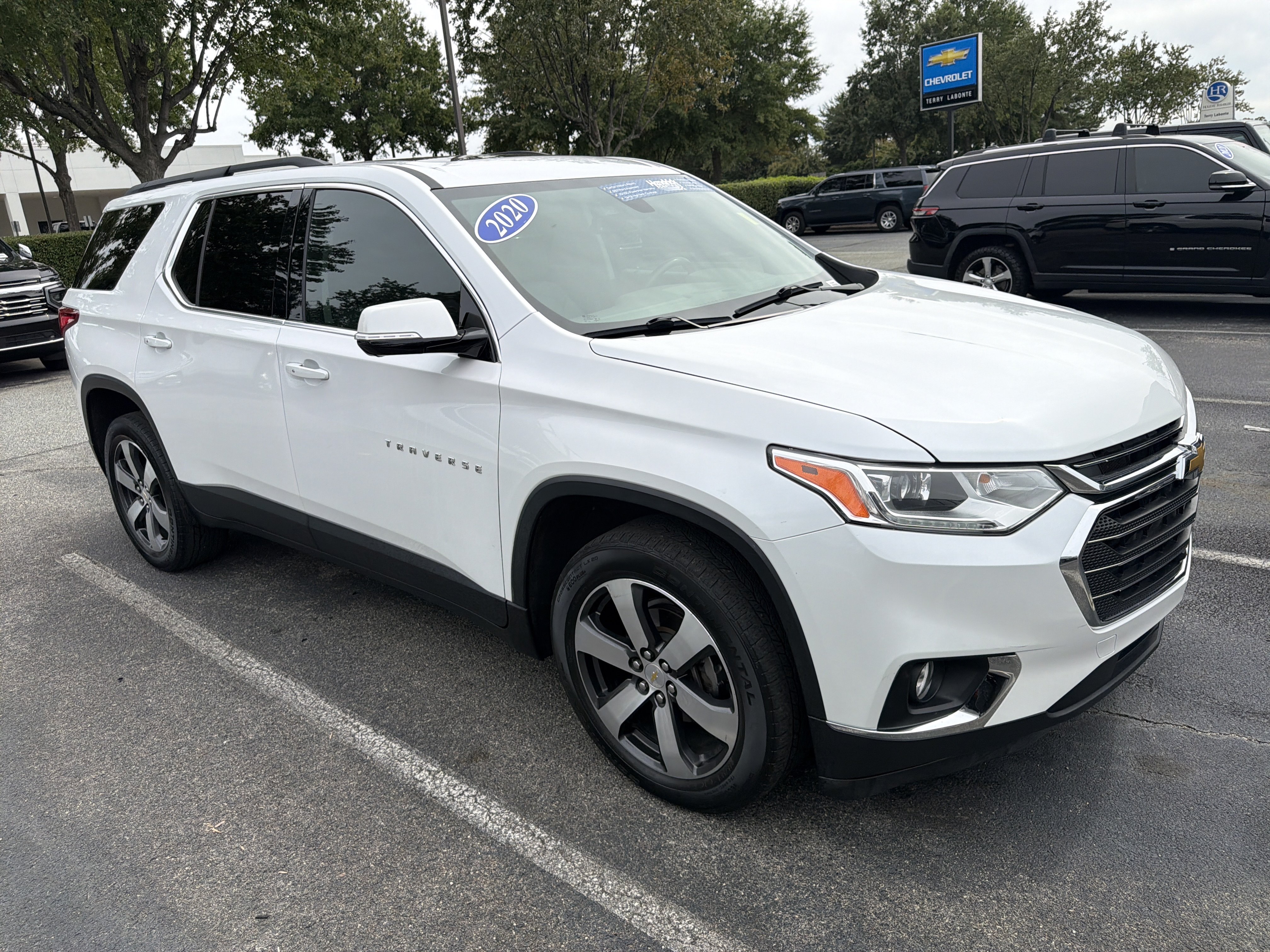 2020 Chevrolet Traverse LT Leather SUV