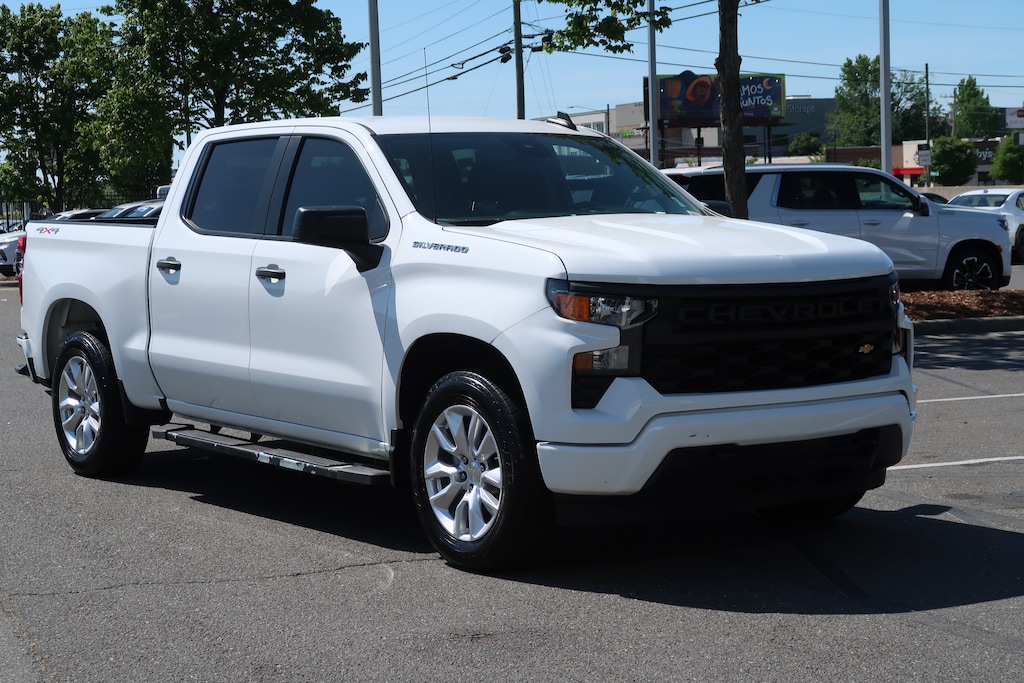 Used 2024 Chevrolet Silverado 1500 Custom Pickup