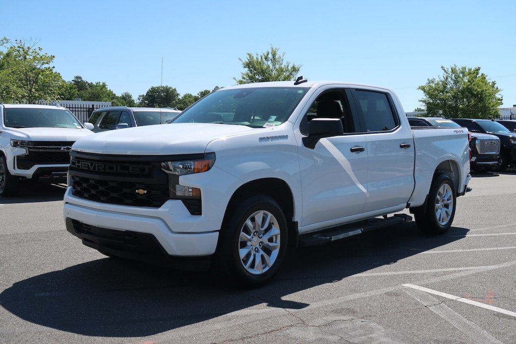 Used 2024 Chevrolet Silverado 1500 Custom Pickup