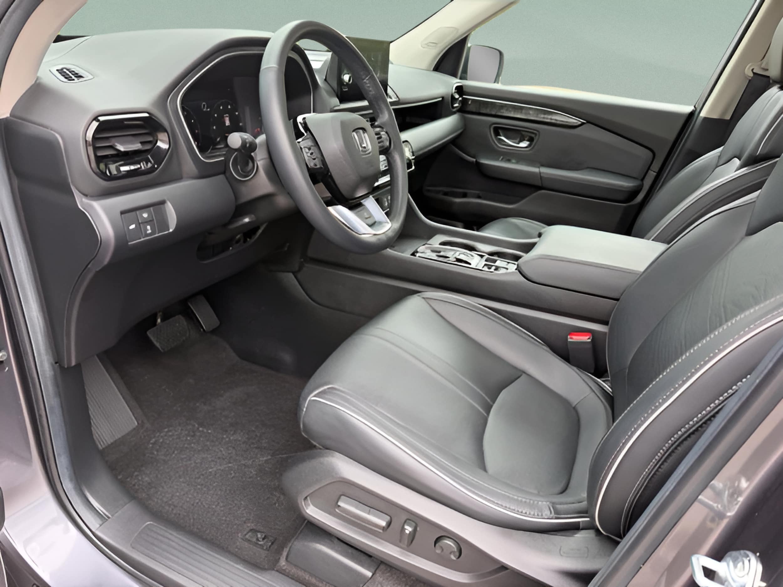 2025 Honda Pilot Elite - Photo 9