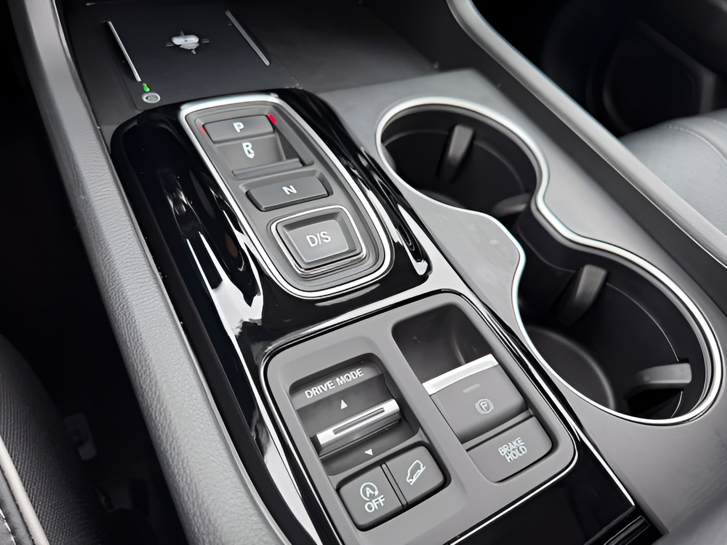 2025 Honda Pilot Elite - Photo 20