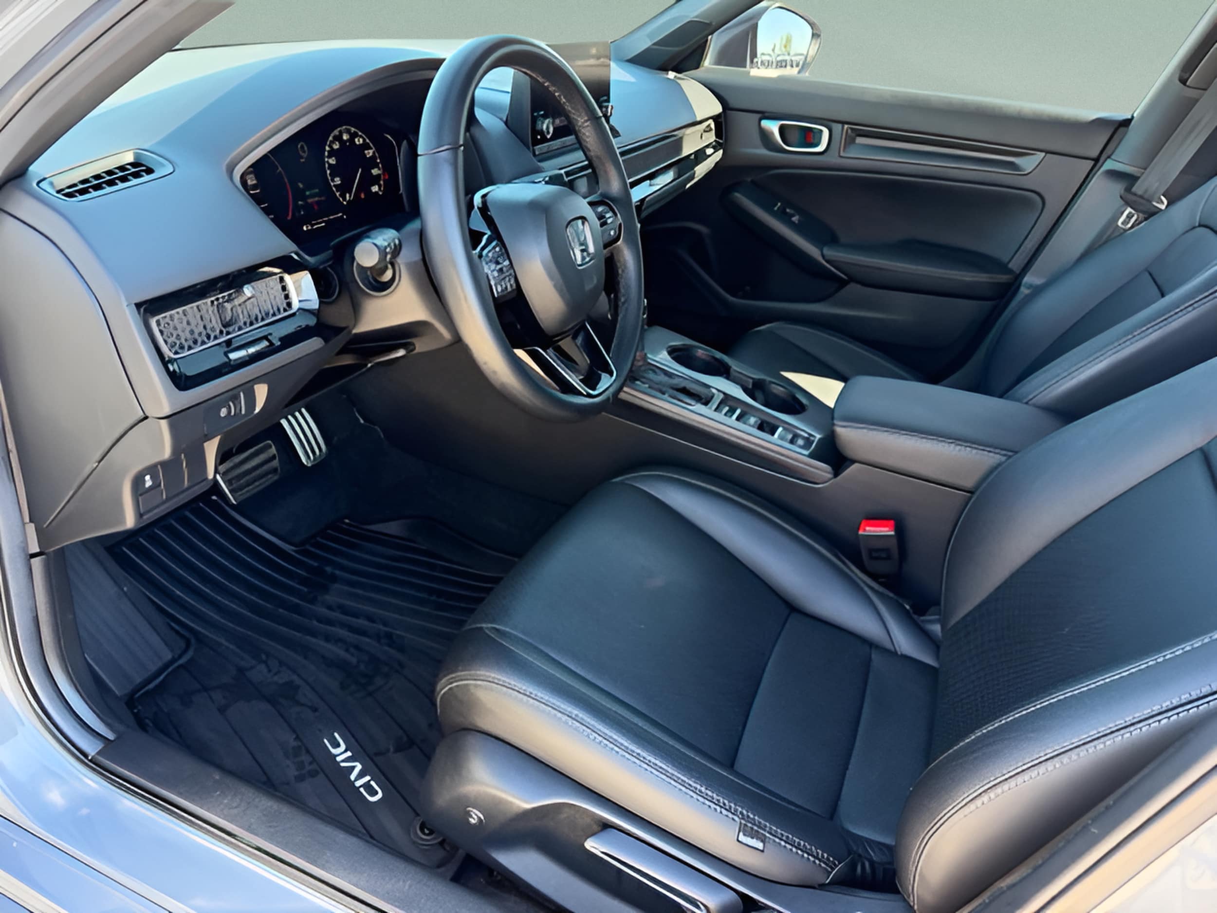 2025 Honda Civic Sport - Photo 9